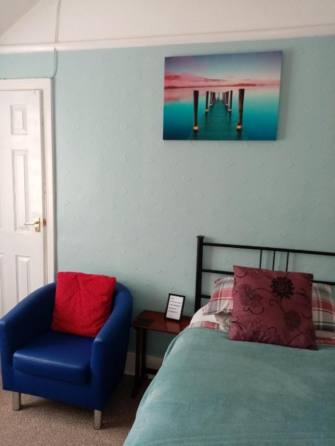 Lea Hurst B & B บอร์นมัธ ภายนอก รูปภาพ